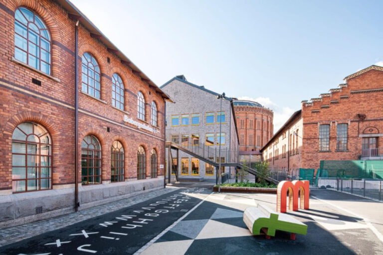 SSC levererar inredningssnickerier till prisbelönt byggnad